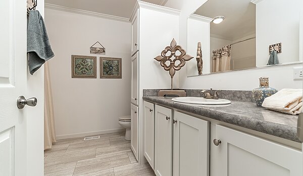 Beacon Ranch (Modular) / 32362BM Bathroom 148046