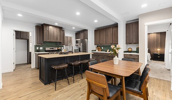 Cornerstone (Mod) / 28643AM Kitchen 148054