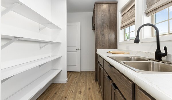 Cornerstone (Mod) / 28643AM Kitchen 148066