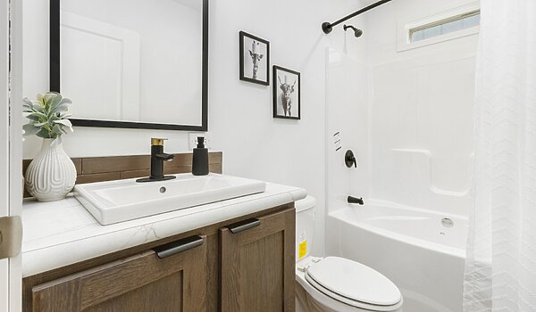 Cornerstone (Mod) / 28643AM Bathroom 148082