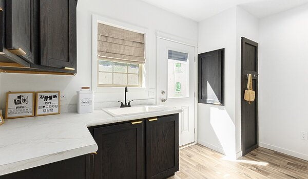Cornerstone (Mod) / 28643AM Utility 148085