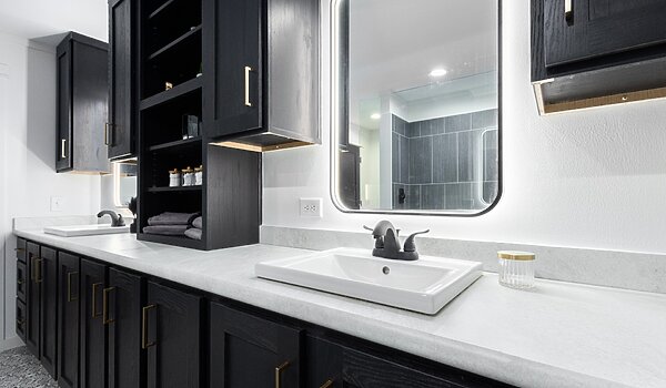 Deercreek Allure / 28563A Bathroom 148116