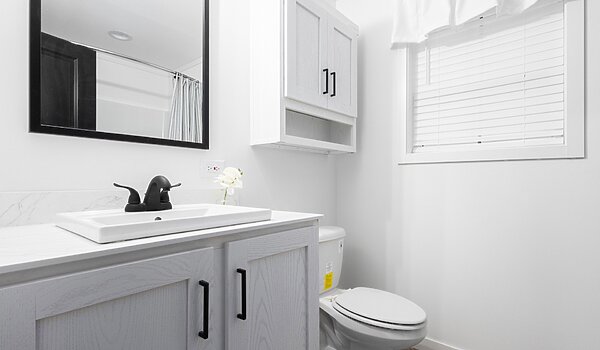 Deercreek Allure / 28563A Bathroom 148118