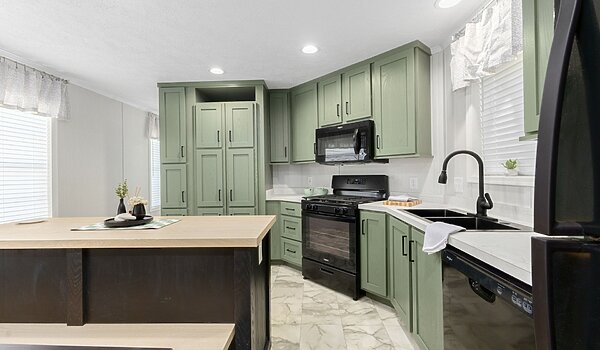 Eastland Concepts Singlewides / 16763L Kitchen 148242