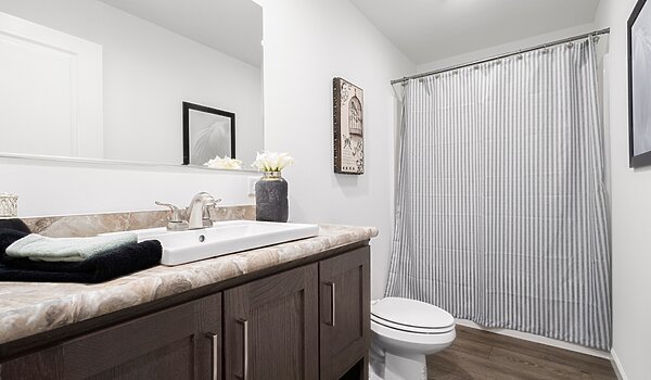 Eastland Concepts Ranch / 28563F Bathroom 148327