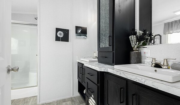 Eastland Concepts Ranch / 28563K Bathroom 148376