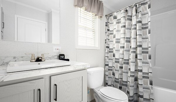 Eastland Concepts Ranch / 28563K Bathroom 148380