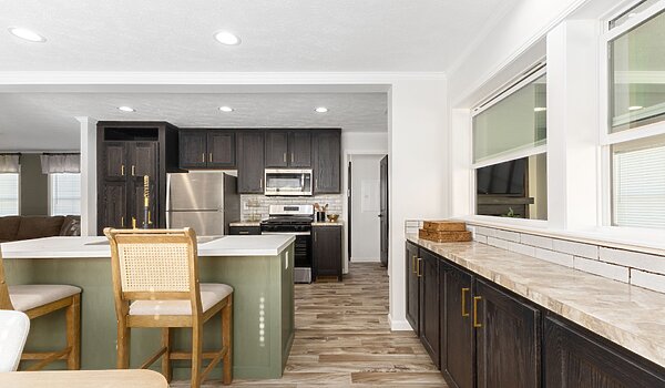 Eastland Concepts Ranch / 28563L Kitchen 148390