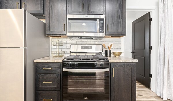 Eastland Concepts Ranch / 28563L Kitchen 148393