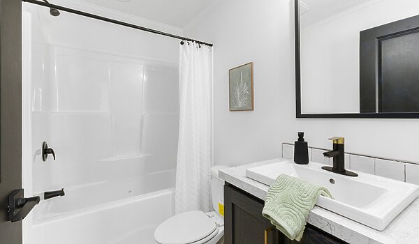 Eastland Concepts Ranch / 28563L Bathroom 148416