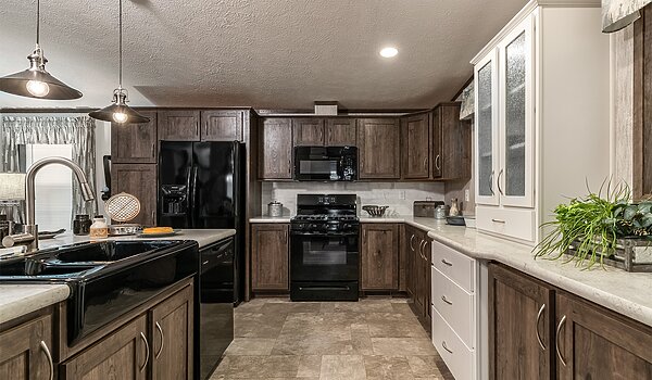 Eastland Concepts Ranch / 28603M Kitchen 148427