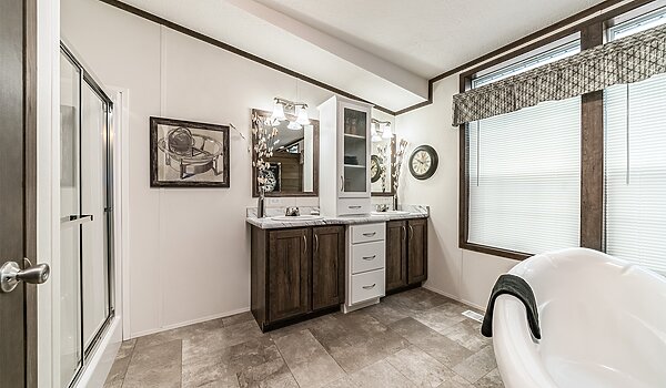 Eastland Concepts Ranch / 28603M Bathroom 148439
