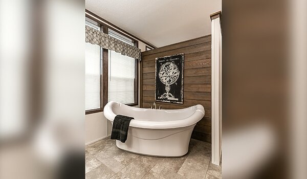 Eastland Concepts Ranch / 28603M Bathroom 148440