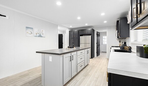 Eastland Concepts Ranch / 28683A Kitchen 148498
