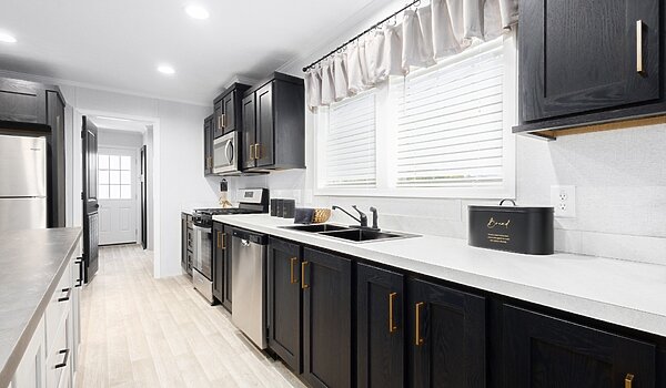 Eastland Concepts Ranch / 28683A Kitchen 148500