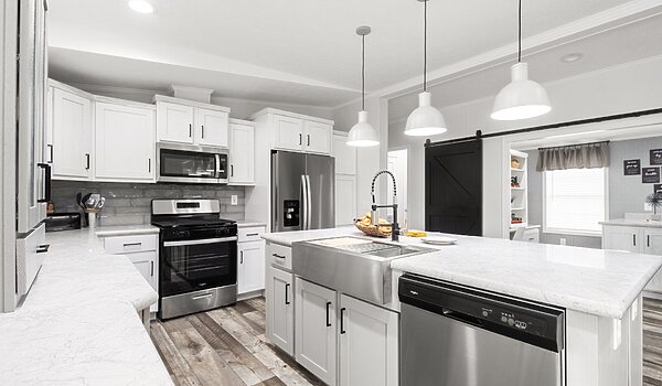 Eastland Concepts Ranch / 28643F Kitchen 148557