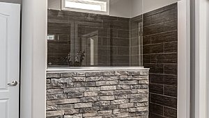 Estates Series / The Baylee Bathroom 38990