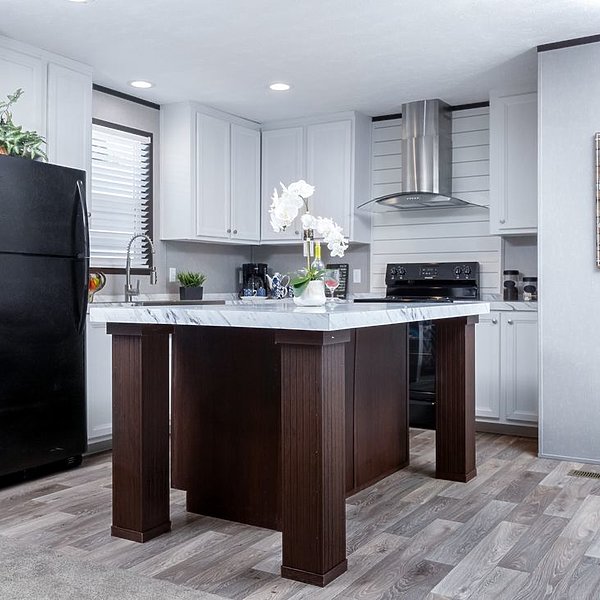 The Anniversary / 18 Islander 35ANN18763IH Kitchen 54285