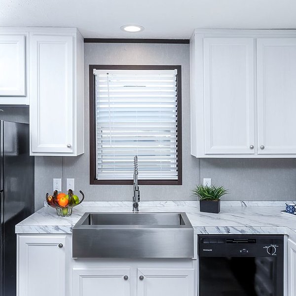 The Anniversary / 18 Islander 35ANN18763IH Kitchen 54287