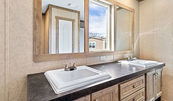 Flex / The Flex Condo 18763B Bathroom 54377