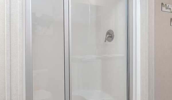 Savannah Living / Benjamin 37SAV28483BH Bathroom 144053