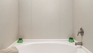 Savannah Living / Benjamin 37SAV28483BH Bathroom 144052