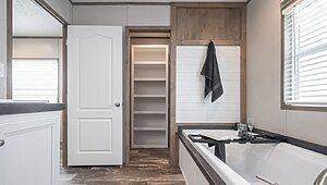 Savannah Living / Riverhaven 37SAV16763BH Bathroom 144438