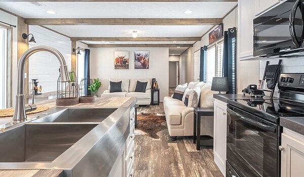 Savannah Living / Riverhaven 37SAV16763BH Interior 144410