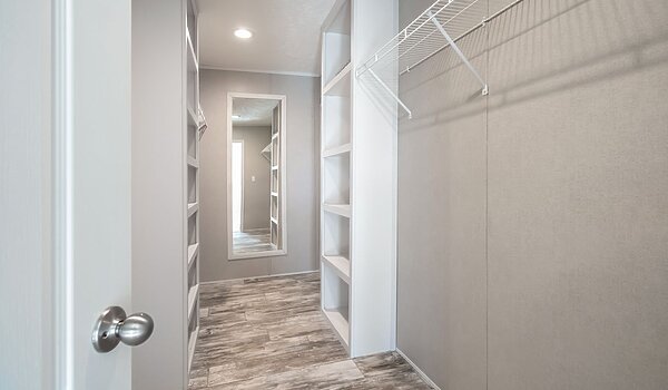 Savannah Living / Stella 37SAV28603AH Interior 144413
