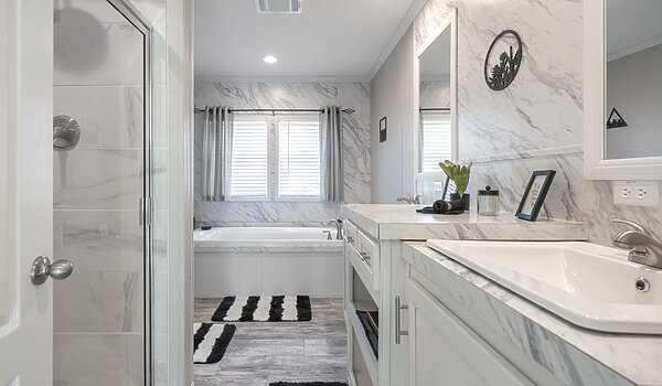 Savannah Living / Stella 37SAV28603AH Bathroom 144435