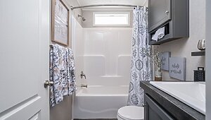 Savannah Living / Riverview 37SAV16602AH Bathroom 144474
