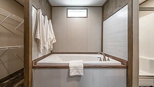 Promotional / Anniversary Entertainer 37ANN16763EH Bathroom 144505