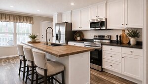 Savannah Living / Northshore 37SAV28483AH Kitchen 144036