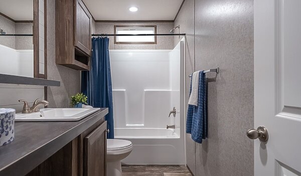 Savannah Living / Locklear 37SAV32684AH Bathroom 144528