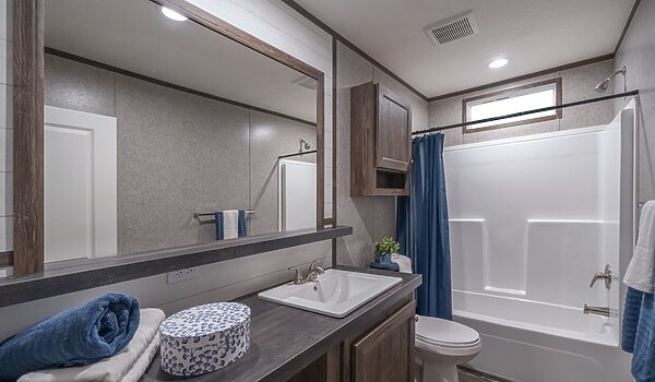 Savannah Living / Locklear 37SAV32684AH Bathroom 144529