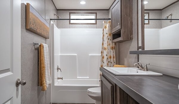 Savannah Living / Locklear 37SAV32684AH Bathroom 144530