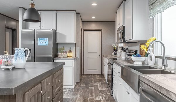 Savannah Living / Locklear 37SAV32684AH Kitchen 144513