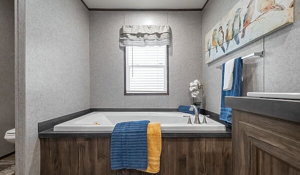 Savannah Living / Locklear 37SAV32684AH Bathroom 144535