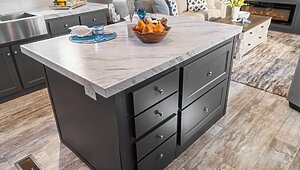 Savannah Living / The Driftwood 37SAV16763TH Kitchen 143982