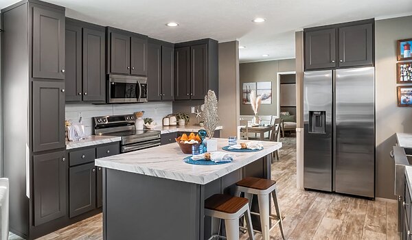 Savannah Living / The Driftwood 37SAV16763TH Kitchen 143987