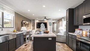 Savannah Living / The Driftwood 37SAV16763TH Kitchen 143991