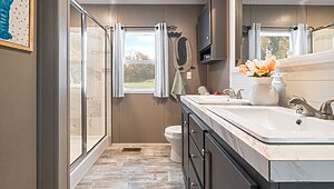 Savannah Living / The Driftwood 37SAV16763TH Bathroom 143996