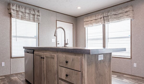 Savannah Living / Lakeside Cottage 37SAV16481AH Kitchen 144004