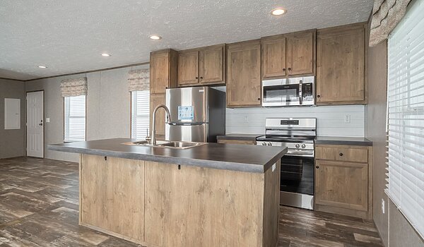Savannah Living / Lakeside Cottage 37SAV16481AH Kitchen 144005