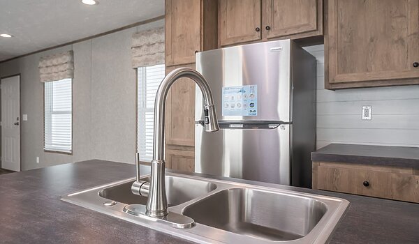 Savannah Living / Lakeside Cottage 37SAV16481AH Kitchen 144009