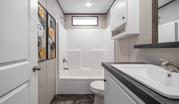Savannah Living / The General 37SAV16763GH Bathroom 144031