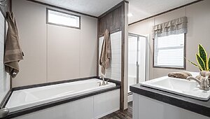 Savannah Living / The General 37SAV16763GH Bathroom 144030