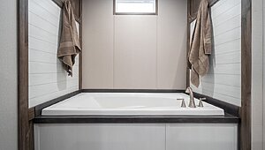 Savannah Living / The General 37SAV16763GH Bathroom 144033