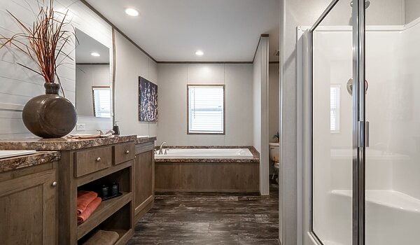 Savannah Living / Bella Vista 37SAV28563CH Bathroom 144071