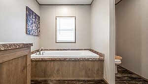Savannah Living / Bella Vista 37SAV28563CH Bathroom 144074